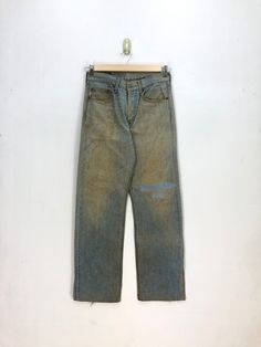 Vintage Levi's 501 Dirty Jeans Levis 501 Rusty Denim - BS47533.  Manual Measurement (laying in flat area):  1) Waist: 28 inch.  2) Rise: 11 inch.  3) Hips: 21.5 inch.  4) Tight: 11 inch.  5) Outseam: 40 inch.  6) Inseam: 31 inch.  7) Leg opening: 8.5 inch.  Made in: USA.  Fabric Material: 100% Denim Cotton.  Condition: In good vintage condition overall.  Please check all the measurement to insyre a proper fit.  Remember to allow yourself some extra room for movement.  You can compare these infor Vintage 501 Jeans, Dirty Jeans, Vintage 501, Levis Pants, Jean Vintage, Jeans Levis, Girlfriend Jeans, Vintage Levis 501, 501 Jeans