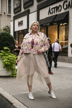 Maximalist Plus Size Fashion, Nyfw Street Style, Eclectic Fashion, Fashion 2020, Look Plus, Fashion Classy