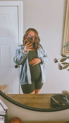 Romper Maternity Outfit, Maternity Bell Bottom Outfit, Postpartum Comfy Outfits, Maternity Game Day Outfit, Cute Casual Pregnancy Outfits, Cute Spring Maternity Outfits, Maternity Outfits Midsize, Pregnate Outfit, Pregnancy Jumpsuit Outfit