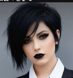 Short Rocker Hair Rock Chic, Emo Bob Haircut, Emo Pixie Haircut, Punk Haircuts For Women, Asymetrical Haircut Edgy, "bixie" Haircut 2024, Asymmetrical Pixie Edgy, Short Hair Goth