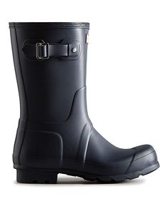 Short Rain Boots, Short Boot, Wellington Boot, Slip On Trainers, Rubber Boot, Wellington Boots, Women Hunters, Rubber Boots, Rubber Heels