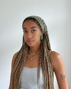 Amaka Hamelijnck Braids, Different Color Braids, Colorful Box Braids, Box Braids Color, Amaka Hamelijnck, Blonde Braids, Box Braids Hairstyles For Black Women, Cute Box Braids Hairstyles, Pelo Afro