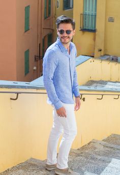 Summer Streetwear Outfits, Linen Pants Men, Wedding Guest Dress Inspiration, Sneakers Outfit Men, Mens Dress Outfits, Juan Diego, Outfit Combos, Business Casual Summer, Pants Outfit Men