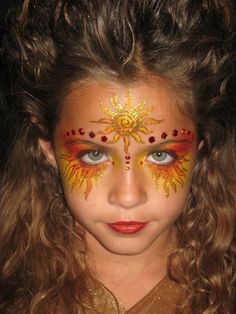 Sun And Moon Costume, Festival Face Paint, Festival Face, Face Painting Easy, Face Paint Makeup, Face Art Makeup, Fairy Makeup, Face Painting Designs, Stage Makeup