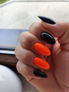 Orange Black Nails Design, Nail Ideas Orange And Black, Solid Halloween Nails, Black And Orange Nails Almond Shape, Black Orange Nails, Orange Nail Black Tip, Black And Orange Nail Designs, Olivia Nails, Black And Orange Nails