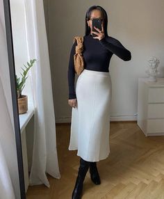 Modest Church Outfits, Jodie Bag, Looks Pinterest, Modesty Outfits, Cute Modest Outfits, Professional Outfits Women, Stylish Work Attire