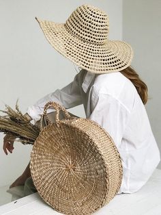 Natural Cottage, Summer Bags Beach, Summer Hats Beach, Summer Straw Hat, Raffia Hat, Trendy Hat, Best Purses, Straw Basket, Unique Hats