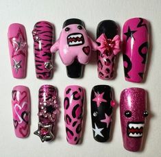 Pink Camouflage Nails, Pink Mcbling Nails, Monster Energy Nails Designs, Creative Pink Nails, Tokidoki Nails, Gloomy Bear Nails, Spiky Nails, Scene Kid Nails, 2010 Nails