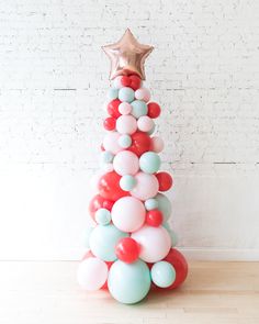 christmas-tree-balloons Balloon Christmas Tree, Balloon Christmas, Balloon Tree, 6ft Christmas Tree, Cookie Exchange Party, Christmas Dinner Party, Christmas Pops, Christmas Balloons, Christmas Baby Shower