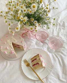 #sweets #desserts #sobremesa #doces #cake #bolo Pink Foods, Pretty Photos, Croquettes, Everything Pink, Sweets Desserts