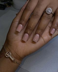 Perfect nude! It’s her ring for me though🥺😍 | Instagram Natural Nail Color Black Women, Fall Natural Acrylic Nails, Short Acrylic Nails November, Nude Nails Black Women Short, Natural Color Short Nails, Nails That Look Natural, Gel With Tips Nails, Nude Plain Nails, Short Acrylic Nails With Design