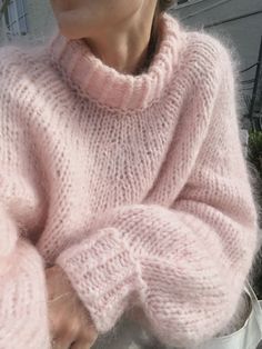 #genèvesweater Oversize Pullover, Looks Street Style, Stockholm Fashion, Fall Fits, Winter Fits, Mode Inspo, 가을 패션, Outfits Casuales