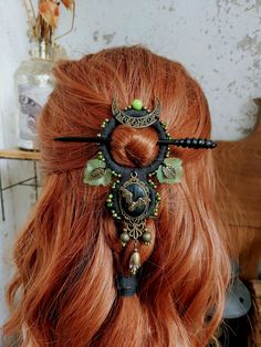 Astonishing handcrafted hairpin made from recycled material using bamboo, steel rings and recycled fabric, embroidered with glass beads and bronze findings. Enhances ones look at once. Beautiful accessory for your hair ;) Faerie Witch, Goddess Hair, Witch Hair, Moon Crescent, Goddess Hairstyles, Moon Goddess, Recycled Wood, Hair Pin, Accessories Diy