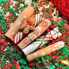 Festive Gingerbread Man Nails – Christmas Press - Ons & Gift for Her - Nail Dreamz by AishaGBH - CHR December Nails Designs, Gingerbread Christmas Nails, Gingerbread Man Nails, Gingerbread Nails, Man Nails, Nails For Winter, Winter Glamour, Festive Christmas Nails, Stilleto Nails Designs