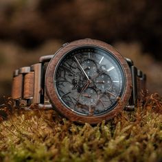 Askja (Walnut/Marble) Wood Watches For Men, Wooden Watches For Men, Wooden Watches, Shooting Ideas, Amazing Watches, Style Sportif, Wooden Watch, Watches Unique, Grey Marble