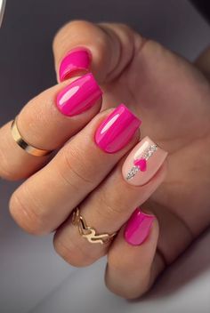 Pink Summer Nails Short, Hot Pink Summer Nails, Short Nail Inspo, Summer Nails Short, Nails Valentines Day, Mickey Nails, Pink Summer Nails, Nails Valentines