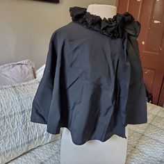 Antique Victorian Black Mourning Cape Capelet Silk | eBay Twelfth Night, Ruffled Collar, Half Circle, Memento Mori, Hook And Eye, Antique Victorian, 19th Century, Cape, Silk