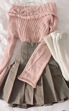 #coquette#legwarmers#skirt#pink#white#brown#outfit#cute#fashion#necklace Girlcore Fashion, Soft Coquette Outfits, Light Color Outfits, Outfits Sophisticated, Princess Aesthetic Outfits, Outfit Basics, Fem Outfits, Preppy Aesthetic Outfits