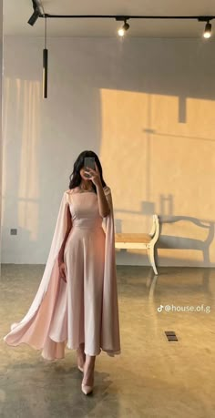 Princess Seam Top Blouses, Modest Prom Dresses With Sleeves Long, Elegant Pink Dress Classy, Modest Gowns Evening Classy, Elegant Modest Dress, Simple Dress Classy Elegant, Fancy Modest Dresses, Modest Dresses Prom, Modest Fancy Dresses