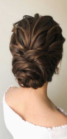 Gorgeous Wedding Hairstyles, Easy Trendy Hairstyles, Best Wedding Hairstyles, Trendy Hairstyle, Veil Hairstyles, Bun Hairstyle, Wedding Hairstyles Updo, Wedding Updo, Wedding Hair And Makeup