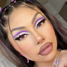 Bratz Eyeshadow, Ibiza Makeup, Purple Makeup Looks, Makeup Charts, Birthday Makeup, Purple Makeup, Cool Makeup Looks