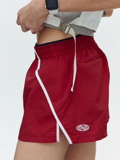 Composition : 100% NylonColor : RED_S,RED_MCountry of Origin : Republic of Korea Spring Nylon Athletic Shorts For Streetwear, Red Nylon Athletic Shorts Athleisure Style, Stretch Nylon Shorts For Streetwear, Spring Streetwear Nylon Shorts, Casual Red Nylon Athletic Shorts, Red Nylon Athleisure Shorts, Red Nylon Sporty Athletic Shorts, Sporty Red Nylon Athletic Shorts, Casual Red Nylon Shorts