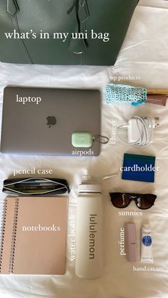 #whatsinmybag #university #essentials What's In My Bag Travel, Things To Bring To University, University Aesthetic Bag, Boarding School Essentials, Things To Pack For University, What's In My Uni Bag, University Bag Ideas, Work Bags For Women Essentials, Whats In My Travel Bag