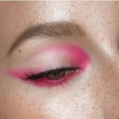 Pink Liner Eye Makeup, Vampire Bride, Graphic Makeup, Interesting Images, Being Creative, Makijaż Smokey Eye, Dope Makeup, Makeup Eyes