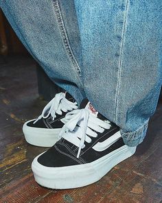 Platform Vans, Dramatic Style, Cool Vans, Vans Style, Lace Heels