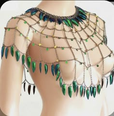 Beetle Wings, Dragon Trainer, Rave Outfit, Club Tops, Capes For Women, Mode Inspo, Black Chain, Fantasy Jewelry, Fantasy Clothing