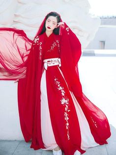 Wedding Hanfu, Hanfu Aesthetic, Chinese Wedding Dress Traditional, Cheongsam Wedding, Traditional Chinese Wedding, Asian Clothing, Dresses Graduation