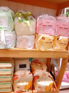 Japanese Cleaning, Clean House Smell, Beauty Shop Decor, Sandwhich Recipes, Skin Care Shopping, Sanitary Pads, Cosmetic Shop, Hair Accessories Clips, Skin Cleanse