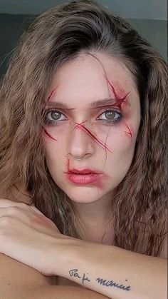 Cutoff 🔪🩸 Fake blood #kat_womakeup #kathiane #makeup #maquillage #makeup... Cuts On Face Halloween Makeup, Killer Nurse Makeup, Stab Wound Makeup, Beaten Up Makeup, Halloween Makeup Wounds, Fake Wounds Makeup, Blood Makeup Look, Halloween Costume Blood, Military Makeup