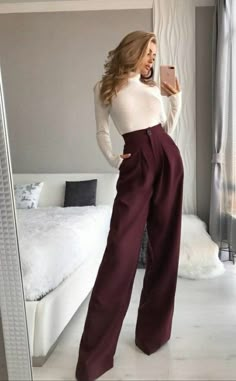 Smart Pants Outfit Women, Semiformal Outfit, Silver Crowns, Adrette Outfits, Business Casual Outfits For Work, Stil Elegant