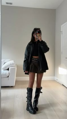 Cool Fall Outfits Edgy, Girls Boots Aesthetic, Clubbing Skirt Outfits, Boots Inspo Outfit, Grunge Outfits Mini Skirt, Boots With Buckles Outfit, How To Style Long Black Boots, Buckled Boots Outfit, Black Boots Outfit Women