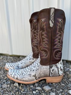 Finding a cowboy boot is easy. Finding a quality, handcrafted boot at a reasonable price is tough. R. Watson boos is bringing back old- world craftsmanship, the genuine article, one pair at a time. Relying on 40- plus years of experience with the best known boot makers and brands, Randy knows boots. His appreciation for superior craftsmanship, dedication to finding exceptional materials, understanding of the specifics of the fit and his attention to detail are paramount in the marketplace. Descr Western Boots Men, Cowboy Boots Men, Snake Skin Boots, Rodeo Boots, Country Outfit, Cowboy Stuff, Snake Boots, Alligator Boots, Santa List