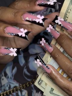 money & nails Money Nails, French Tip Acrylic Nails, Dope Nail Designs, School Nails, Colorful Nail Designs, Bath And Body Care, Birthday Nails