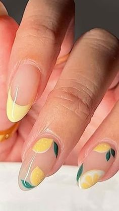 🍋【Lemon Press on Nail】24Pcs cute lemon press on nail with design for women and girls.Brighten up your nails with the lemon fruit set! Ticking off every trend as we head into the new season, choose these yellow lemon pres on nail !
🍋【Summer nail decoration】This bright yellow pattern with lemon fruit makes your fingers look more refreshing and charming. Not only suitable for you, but also loved by your daughter. Lemon Nails, Yellow Nails Design, Nude Nail Designs, Green Nail, Almond Nails Designs, Yellow Nails, Stick On Nails, Nail Designs Spring, Nail Designs Summer