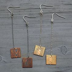 Wooden Jewelery, Etched Copper, Earrings Wood, Wood Pattern, Tiny Earrings, Tiny Stud Earrings, Wood Jewelry, Wooden Earrings, Earring Patterns