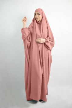 Jilbab Outfits, Habits Musulmans, Turkey Dress, Stitching Dresses, Islamic Dress, Dress Sleeve Length, Muslim Women Hijab, Muslim Hijab, Muslim Dress