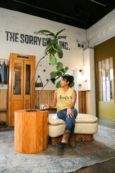 Today we complete the last makeover of our entire loft, showing you the final transformation of our entryway and studio! We’ll take you through three distinct areas we revamped: the entryway, the main studio, and a previously sad-looking pillar that has now become a stunning DIY magazine wall centrepiece!