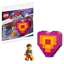 the lego movie heart shaped box and figure are shown in front of it's packaging