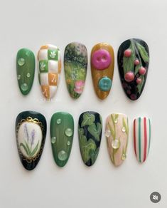 Mushroom Inspired Nails, Wes Anderson Nails, Zelda Inspired Nails, Gel Nails Mushroom, Fun Green Nails, Acrylic Nails Mushroom Designs, Goblincore Nail Design, Silly Nails, Forest Nails