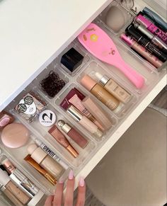 #fyp Makeup And Skincare Organization Drawer, Vanity Ideas Drawers, Inside Vanity Drawers, Makeup Set Up Aesthetic, Makeup Vanity Organization Ideas Bedroom, Aesthetic Makeup Drawer, Makeup Asthetic Vanity, Makeup Vanity Drawers, Makeup In Drawer Organization