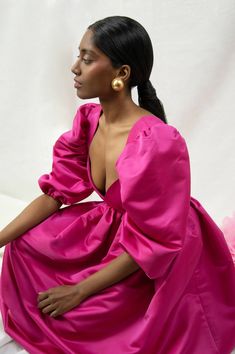 Product description : Maxi summer dress in fuchsia satinHeart-shaped neckline and puffy sleeves. Invisible zip at side. Our model is 5'11" (1m80) and wears a size 36 (French size) Fabric: 58% PL 42%AC , from SpainMade in FranceCare Instructions : Dry clean onlyABOUT THE BRAND : DIANE Paris creates joyful clothing for special occasions and to make you everyday happy. A colourful wardrobe made with love in our Parisian workshop with sustainability in mind and a passion for the perfect cut that will make you stand out. Colourful Wardrobe, Everyday Happy, Maxi Summer Dress, Colorful Wardrobe, Maxi Robes, Invisible Zip, Puffy Sleeves, Satin Dress, Summer Maxi Dress