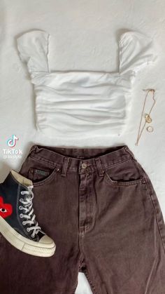 Simple Everyday Outfits Summer, Cute Shorts Outfits, Mode Zara, Brown Jeans, Trendy Summer Outfits, Causual Outfits, Simple Trendy Outfits, Cute Everyday Outfits