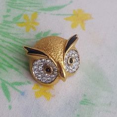 Fantastic Condition. Jomaz (Stamped) Owl Brooch. Black Enamel, Gold Tone, Rhinestones. The Enamel Is In Great Condition, The Best I've Seen Of Others Available. Approximately 1" Luxury Enamel Cabochon Brooch, Silver Bohemian Brooches For Collectors, Vintage Brown Brooch For Collectors, Vintage Gold Enamel Brooches, Ornate Silver Enamel Brooches, Owl Brooch, Jewelry Vintage, Black Enamel, Gold Black