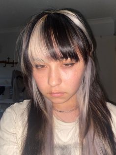 Black Roots Hair Color, Black Chunky Highlights On Blonde Hair, Hair Dye With Bangs Ideas, Skunk Hair Dye Green, Blond Stripes In Dark Hair, Hairdye Ideas With Bangs, Frankenstein Hair Dye, Blonde Stripes In Black Hair, Hair Dye Colors For Black Hair