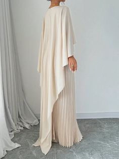 Pleated Solid Color Split-Joint Cape High-Low Round-Neck Maxi Dresses Evening Dresses Cape Fashion, Spring Maxi Dress, Boho Style Dresses, Pleated Maxi, Elegant Party, Maxi Dress Evening, Pleated Maxi Dress, Cape Dress, Party Dress Long