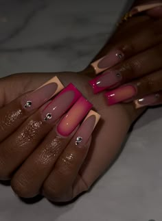 Simple Christmas Nails Acrylic Square, Coffin Nails Designs Fall 2024, Rich Nails Design, Dope Nail Designs Fall 2024, Fall Season Nails Acrylic, Medium Fall Nails, Birthday Nails Black Women, Nails Design Autumn, Customize Nails